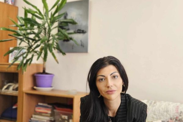 Невена Иванова: Нужни са промени в законодателството, което сега позволява на майката да превръща в оръжие за отмъщение детето след раздяла! Невена Иванова